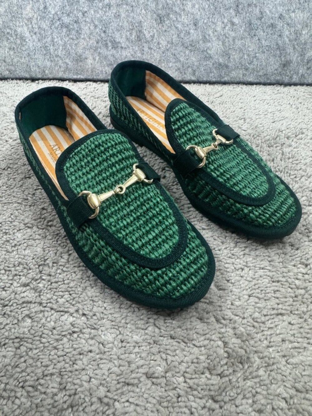 Artigiano Italy Womens Green Loafers Sz 35 Gold Horsebit Handmade Knit Textured